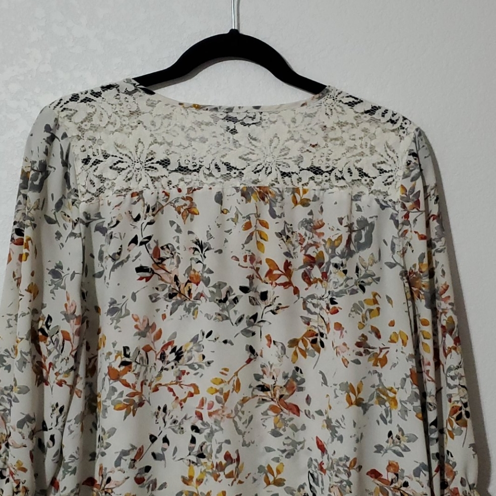 Leaf pattern top - Picture 2 of 3